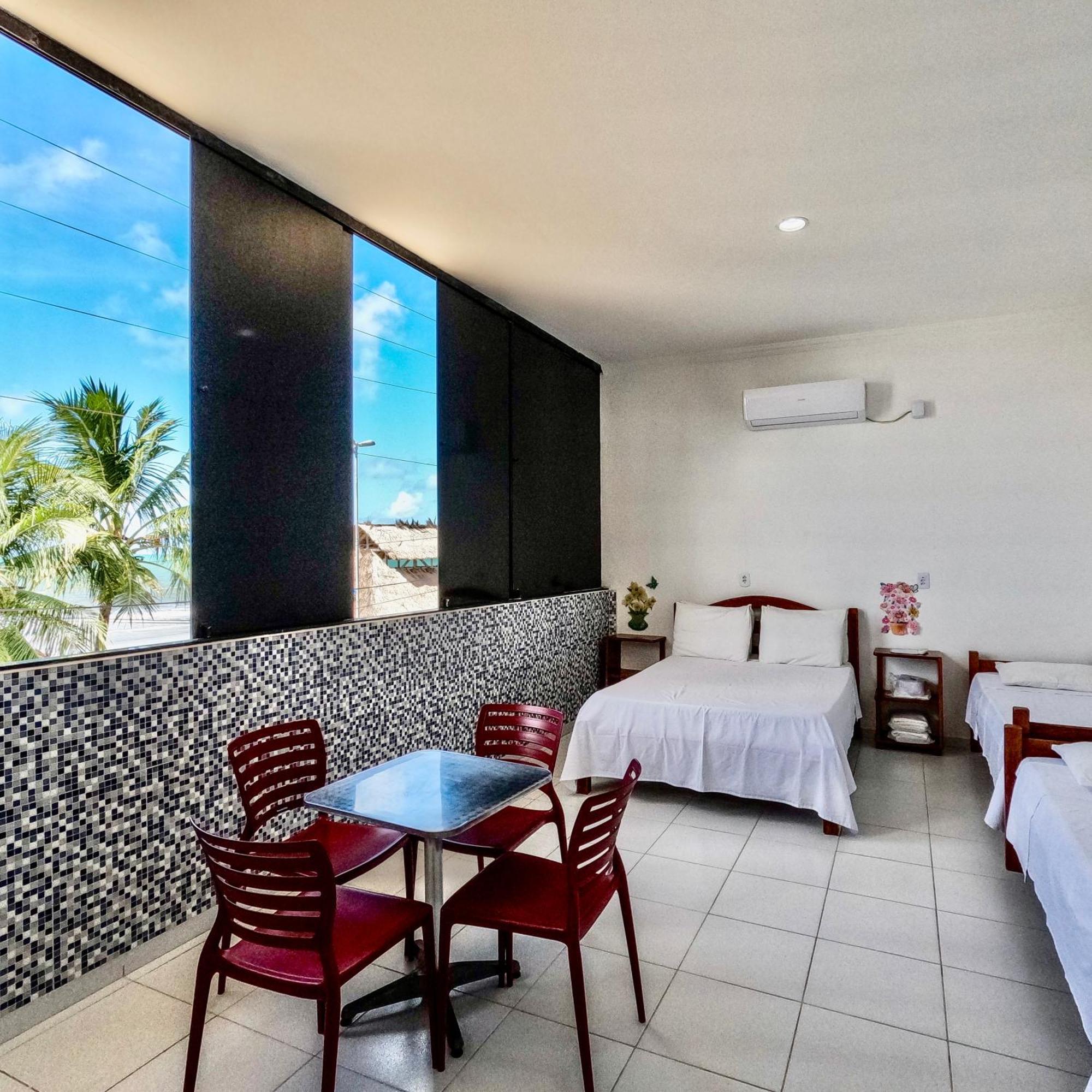 Maraga Beach Hostel Марагожі Екстер'єр фото